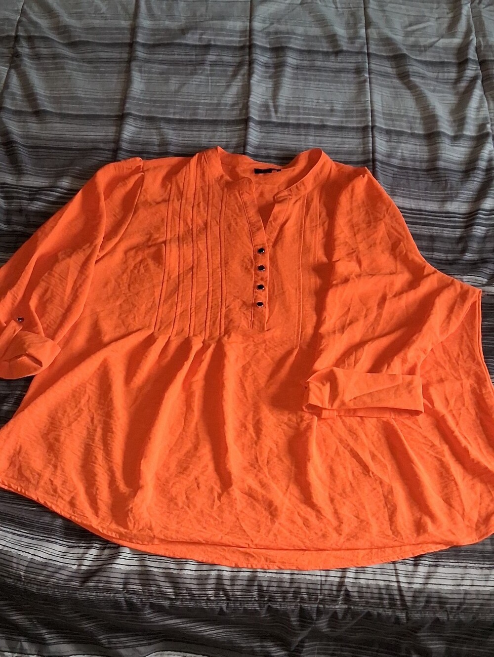 Cocomo Bright Orange Long-Sleeve Pintuck Button-Front Shirt